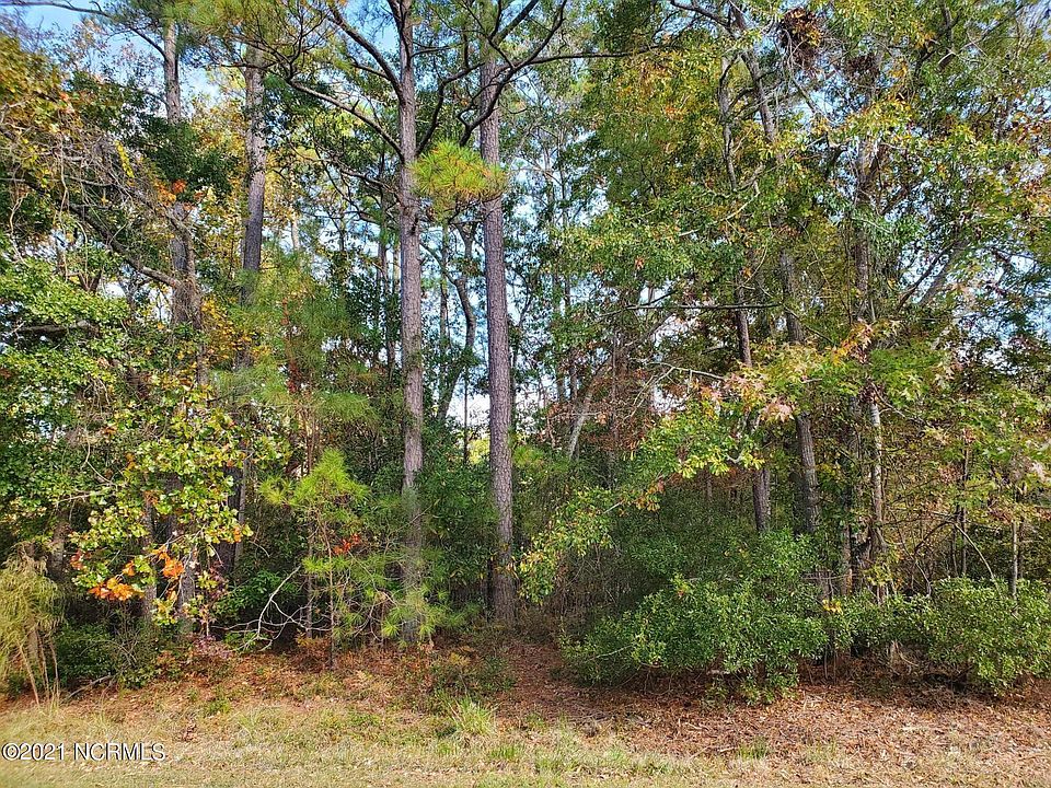 2nd image of 2141a147 Sandtrap Drive LOT 8