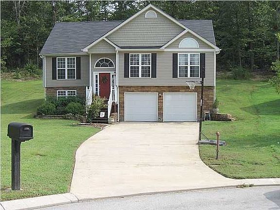 2nd image of 5526 Sarah Dr