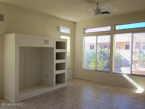 4th image of 304 W Sunrise Vista Dr