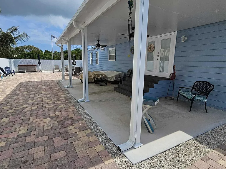 200 Buttonwood Ave — Photo 34