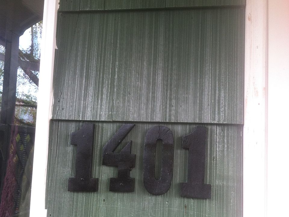 2nd image of 1401 Irvington Dr