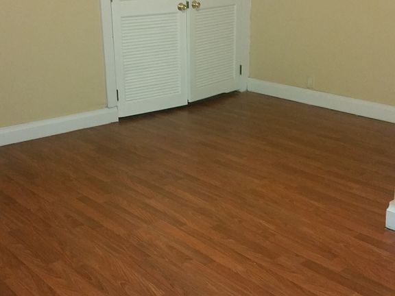 3rd image of 253 Anthony Dr