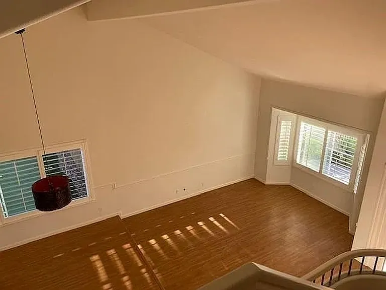711 Oak Burl Ln — Photo 6