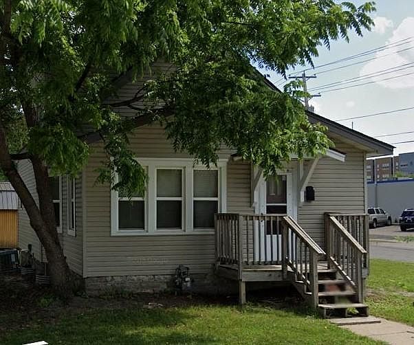 1st image of 3117 E 38th St