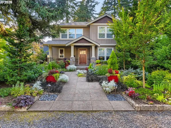 620 9th St, Lake Oswego, OR 97034