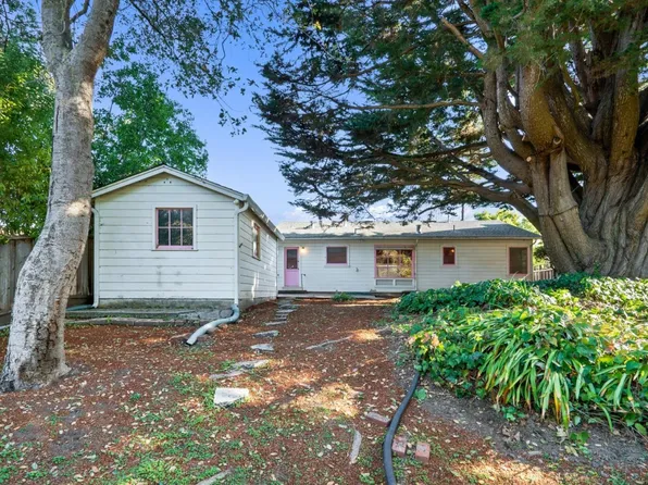 709 Riverview Dr, Capitola, CA 95010