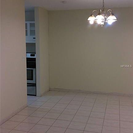 4th image of 2336 Huntington Green Ct #9