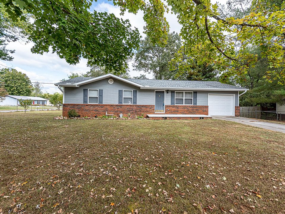 1st image of 204 Virginia Dr