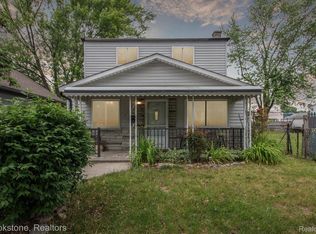 91 E Mahan Ave, Hazel Park, MI 48030