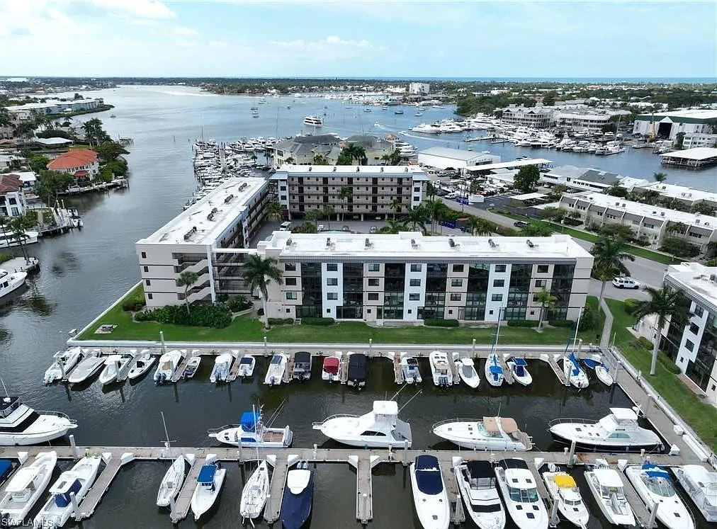 1 bed, 1.0 bath, 812 sqft, $2,500 — Photo 4