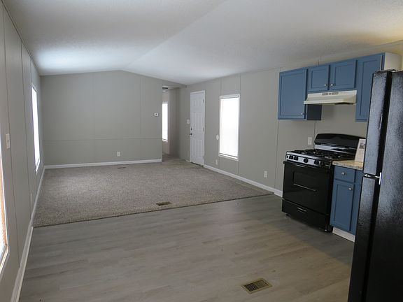 5th image of 1243 White Oak West 314