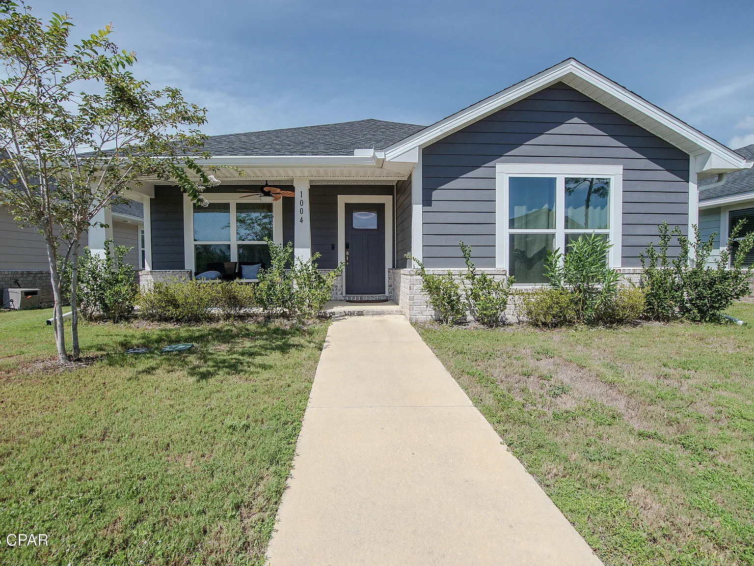 3 bed, 1720 sqft, $2,050 — Photo 1