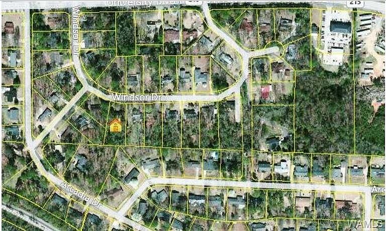 1st image of 10 Windsor Dr