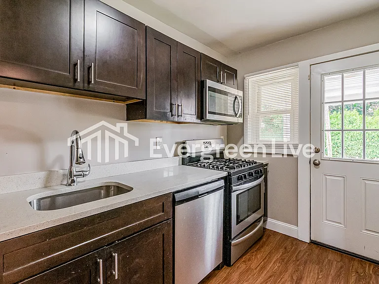 8654 Black Oak Rd — Photo 4
