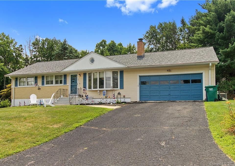 28 Bungay Ter, Seymour, CT 06483 | MLS #170510714 | Zillow