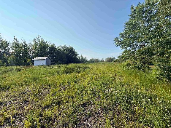 5th image of 180 Island Rd