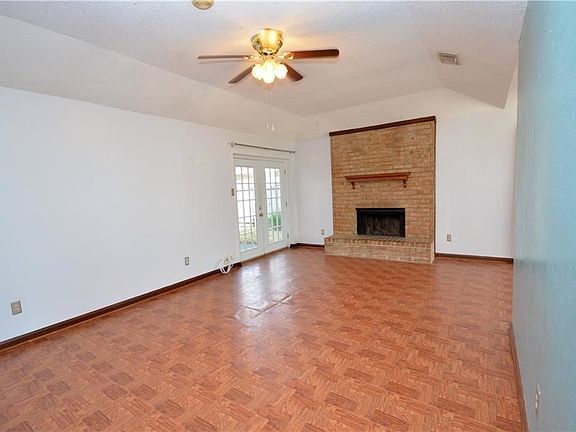 5th image of 5125 Oak Bayou Ave