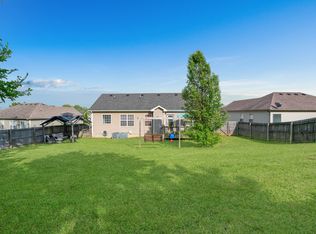 96 Saratoga Dr, Clarksville, TN 37042