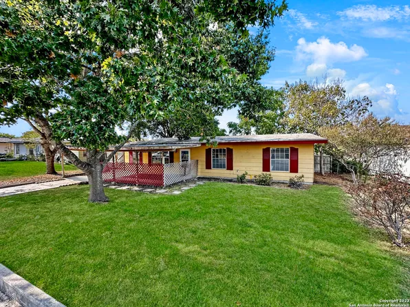 6107 Frio Valley Dr, San Antonio, TX 78242