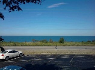 3003 Lakeshore Dr APT 327, Saint Joseph, MI 49085