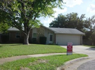 1908 Devonshire Ct, Arlington, TX 76015