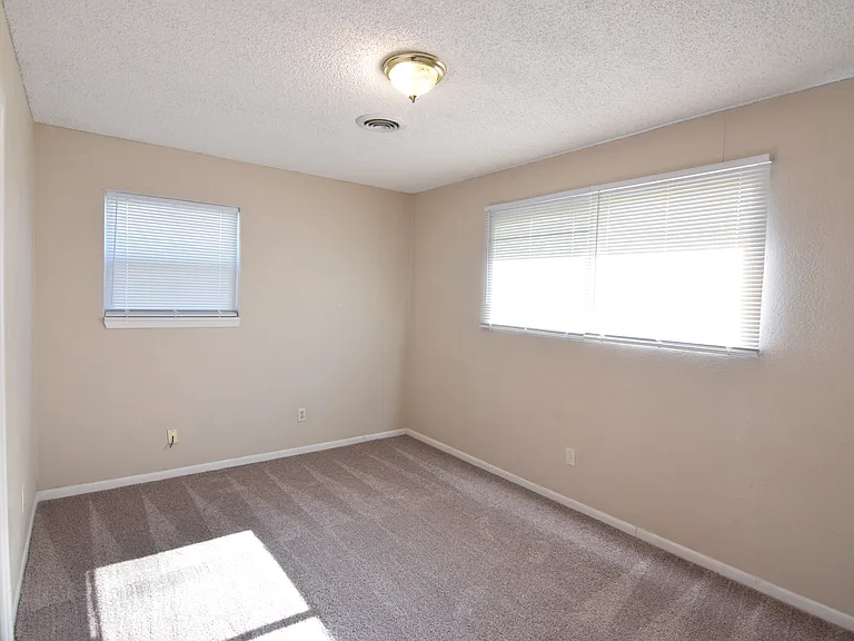 1206 Bonner Dr — Photo 9