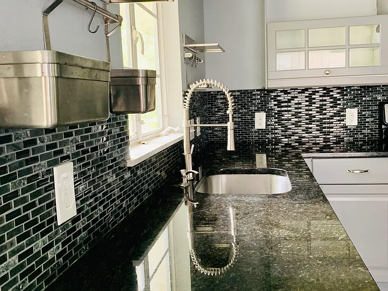 612 Wilmes Dr — Photo 9
