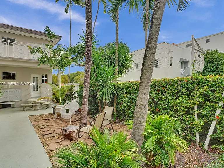 717 Espanola Way #204 — Photo 42