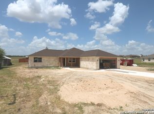 165 Turnberry Dr, La Vernia, TX 78121