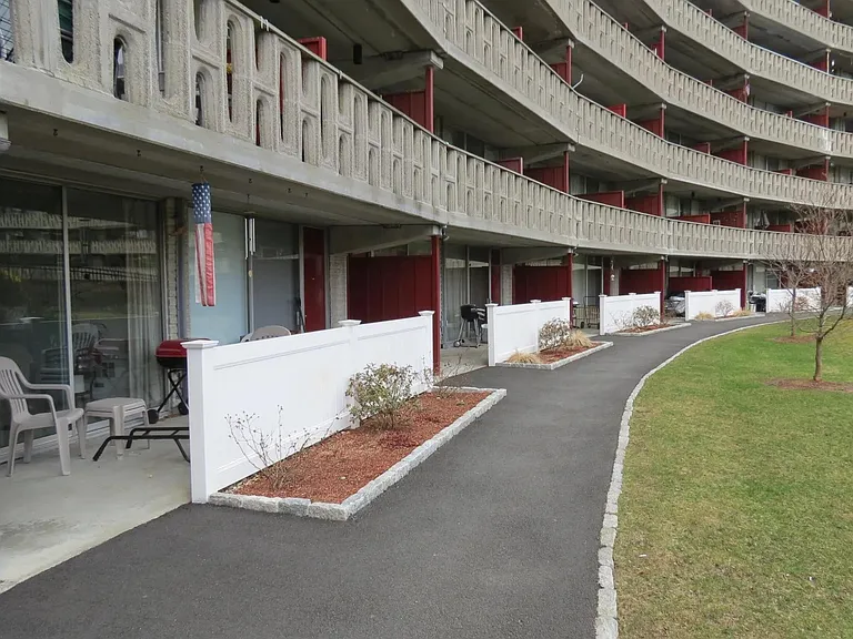 200 Swanton St #T10 — Photo 10