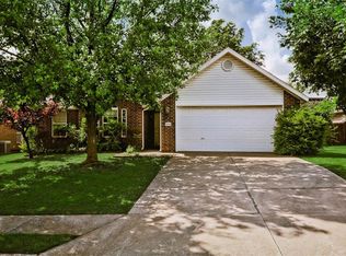 5234 S 60th Pl, Rogers, AR 72758
