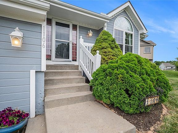 2nd image of 1106 Crimson Ln