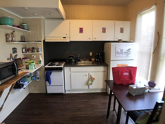 4th image of 319 North St #8