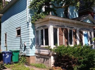 1714 18th St, Niagara Falls, NY 14305