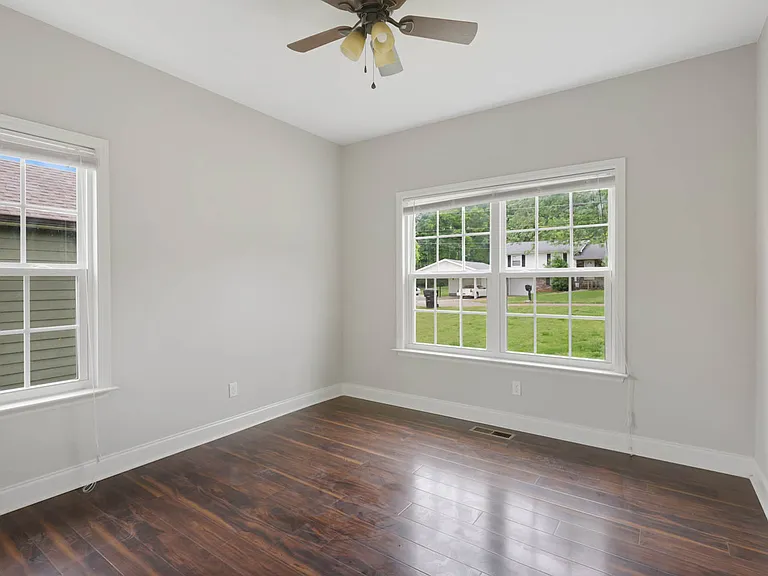 5614 High St — Photo 13