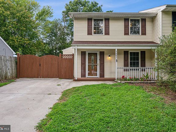 2nd image of 3482 Old Crown Dr