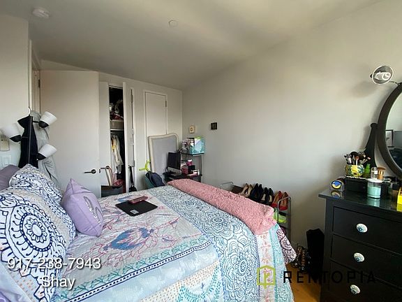 3rd image of 836 Dekalb Ave #5I