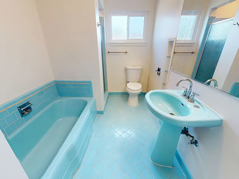 2037 Sinaloa Ave — Photo 17