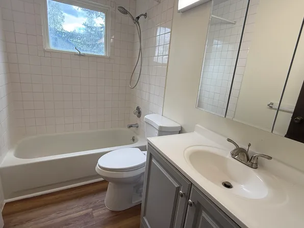 2432 Forget Me Not Ln #A, Anchorage, AK 99508