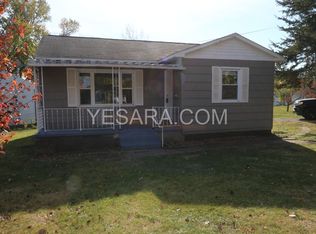 2711 Flint Hills Dr, Burlington, IA 52601