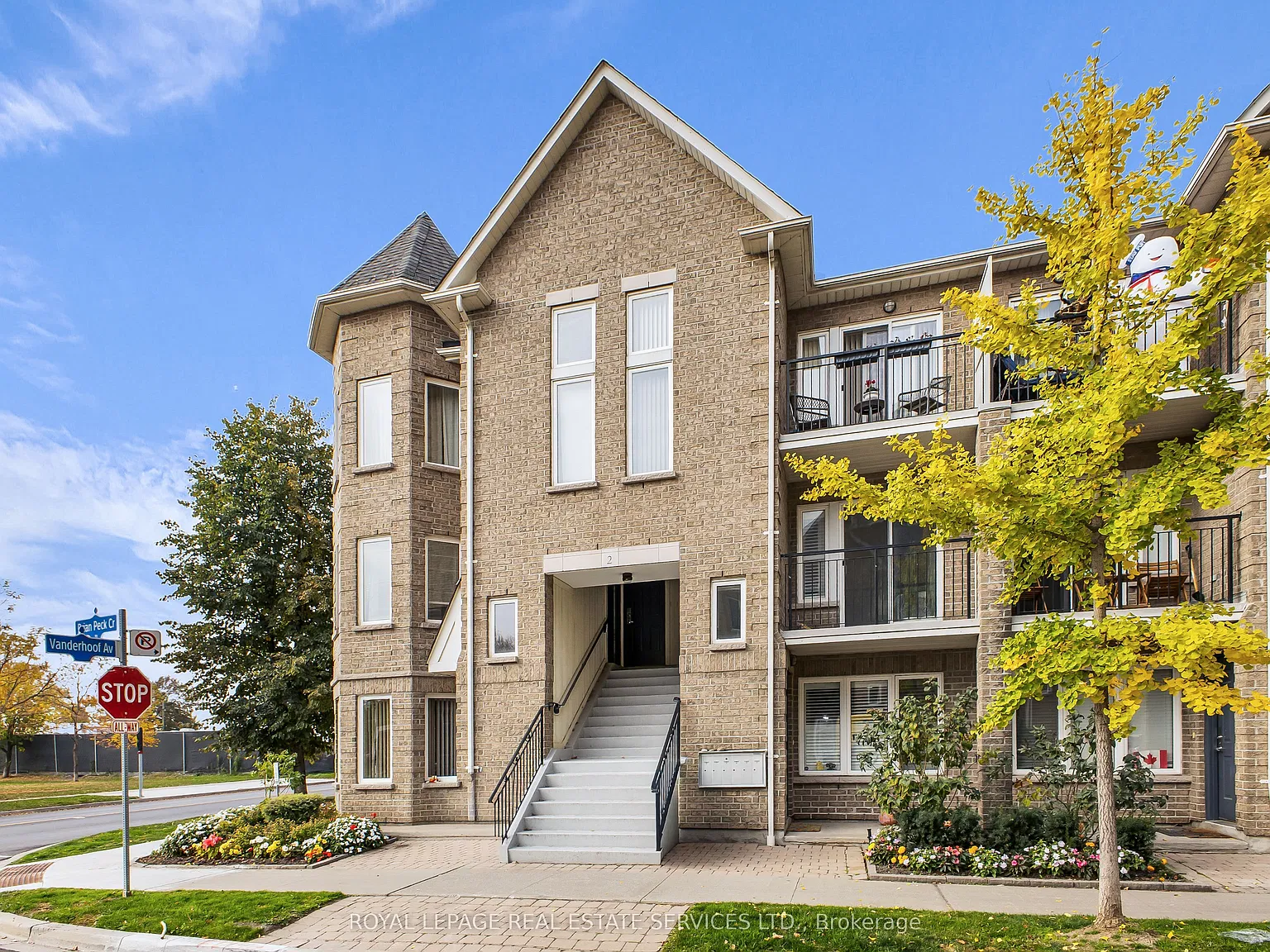 2 bed, $2,850 — Photo 2