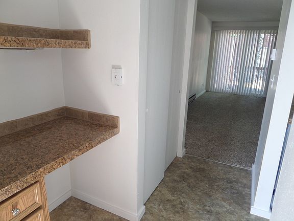 3rd image of 991 26th St NE