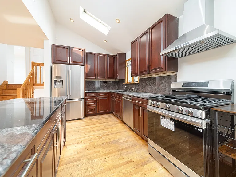 6 Manor Dr — Photo 7