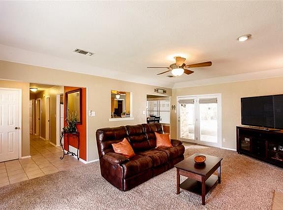 5th image of 2701 Kimberly Dr