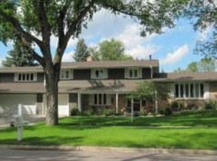 821 Southwood Dr S, Fargo, ND 58103
