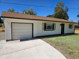 1946 Marsh Ln, Medford, OR 97501