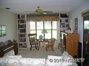 3rd image of 835 Fairway Dr