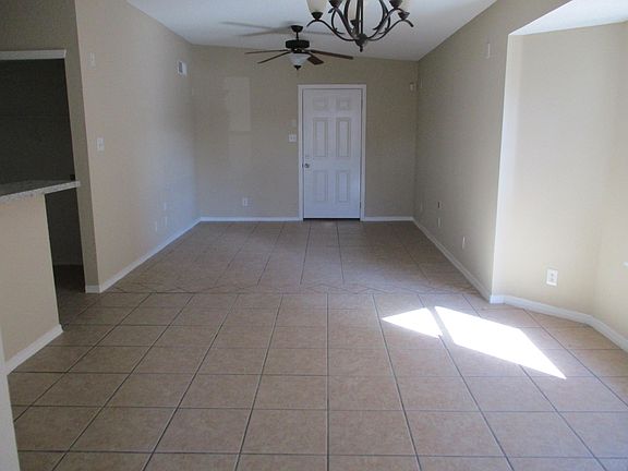 3rd image of 409 Valle Tila Dr