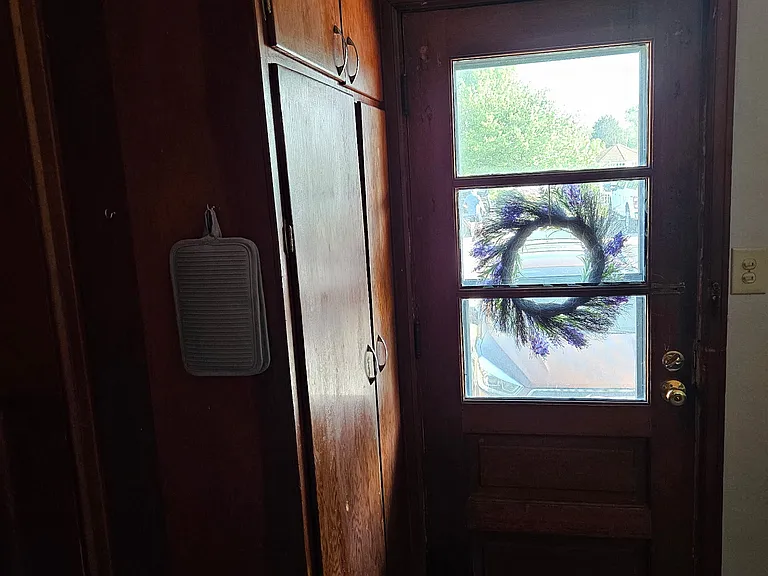 108 Elm St #1 — Photo 1