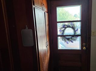 108 Elm St #1, Dousman, WI 53118